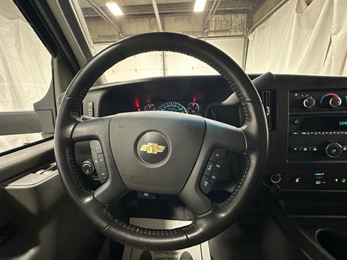 Used 2022 Chevrolet Express 3500 Work Van w/ Power Convenience Package image 20