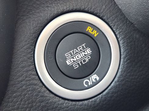 New 2026 RAM 1500 4x4 Crew Cab image 18