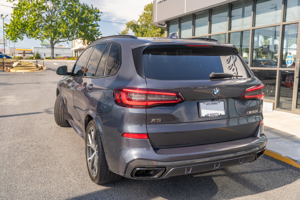 Used 2022 BMW X5 M50i w/ Premium Package AWD/4WD image 4