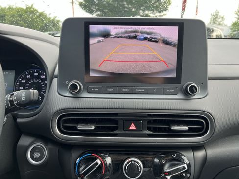 Used 2023 Hyundai Kona SEL AWD/4WD image 19