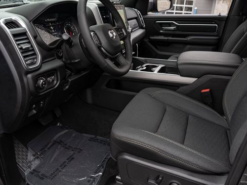 New 2026 RAM 1500 Big Horn AWD/4WD image 17