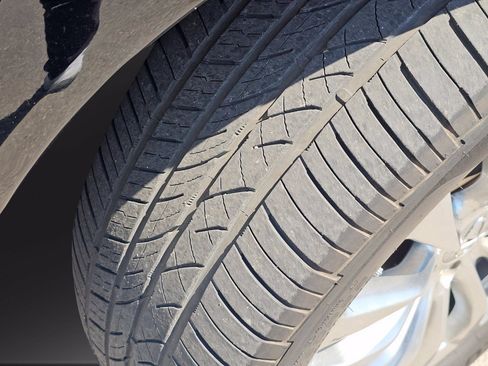 Used 2015 INFINITI QX80 4WD w/ 22" Wheel Package image 19