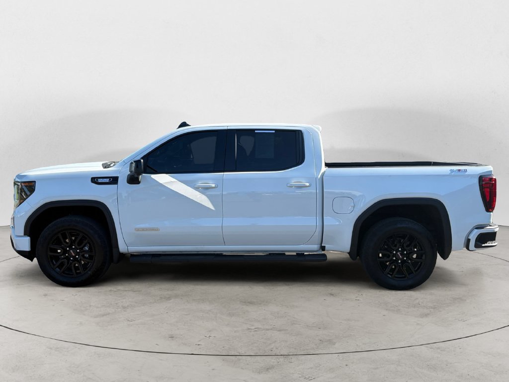 Used 2025 GMC Sierra 1500 Elevation w/ Elevation Premium Package AWD/4WD image 8