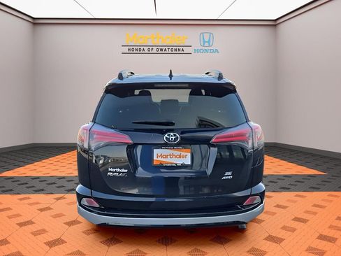 Used 2016 Toyota RAV4 SE image 4