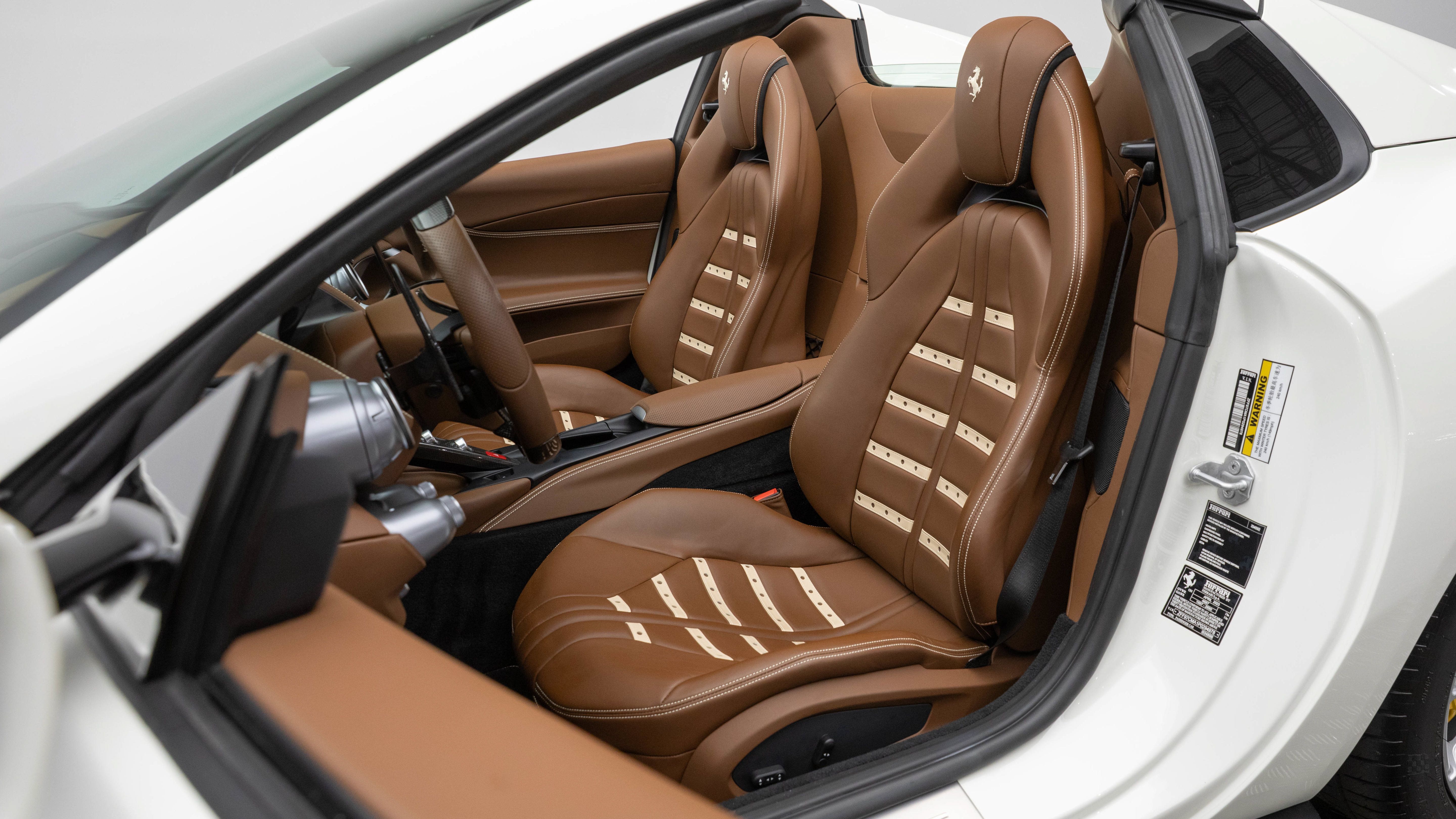 Certified 2023 Ferrari 812 GTS RWD image 21