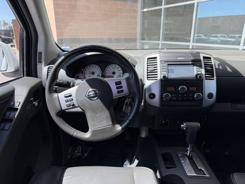 Used 2019 Nissan Frontier PRO-4X w/ Pro-4x Luxury Package AWD/4WD image 16