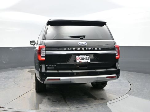 Used 2024 Ford Expedition Platinum image 6