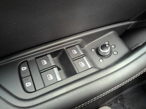 Used 2020 Audi A4 2.0T Premium Plus w/ Premium Plus Package FWD image 36