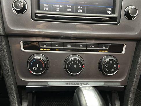 Used 2017 Volkswagen Golf Alltrack SE AWD/4WD image 28