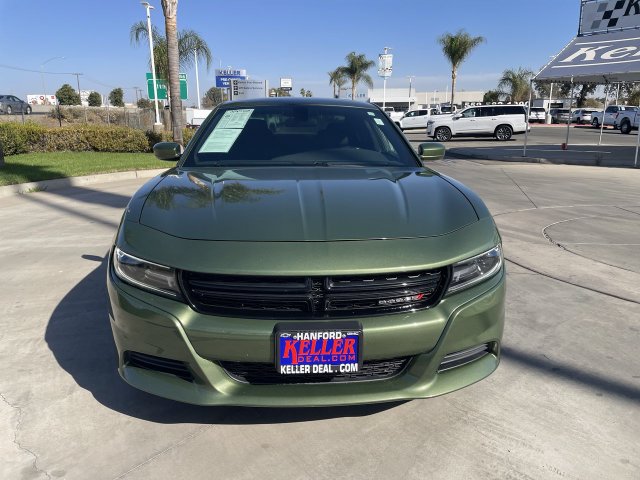 Used 2021 Dodge Charger SXT w/ Cold Weather Package RWD image 3