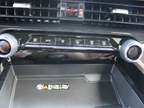New 2026 Chevrolet Tahoe High Country AWD/4WD image 57