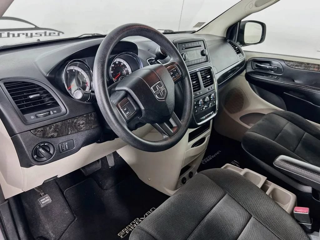 Used 2013 Dodge Grand Caravan SE FWD image 10