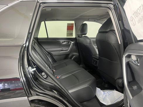 Certified 2025 Toyota RAV4 XLE Premium image 29