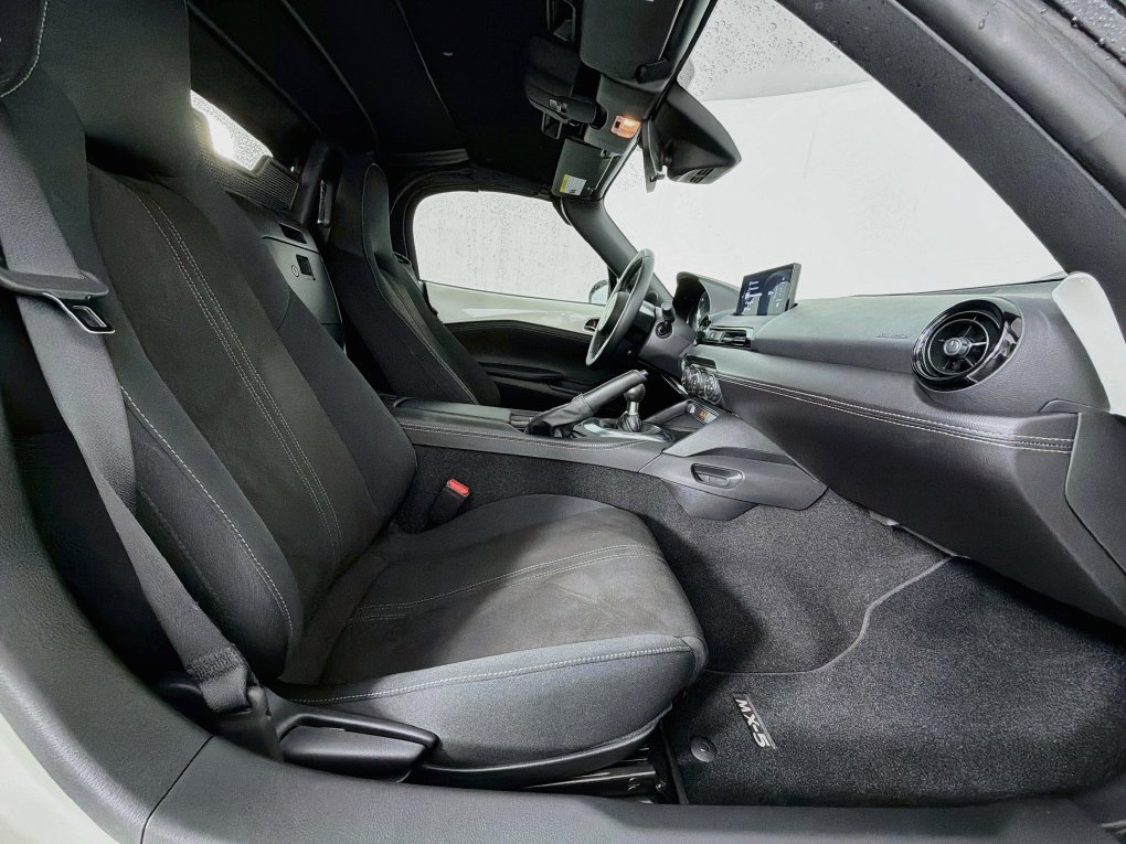 Used 2025 MAZDA MX-5 Miata Club RWD image 26