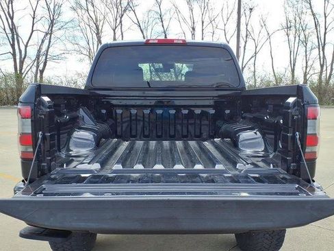 Used 2022 Nissan Frontier S w/ Technology Package AWD/4WD image 21