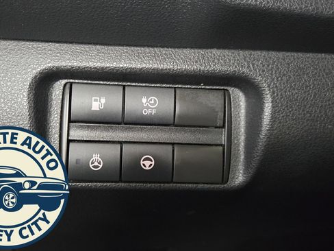 Used 2020 Nissan Leaf SL Plus w/ Protection Package image 18