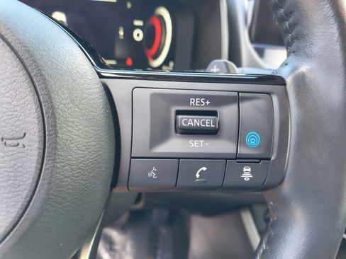 Certified 2024 Nissan Rogue SL w/ SL Premium Package FWD image 33