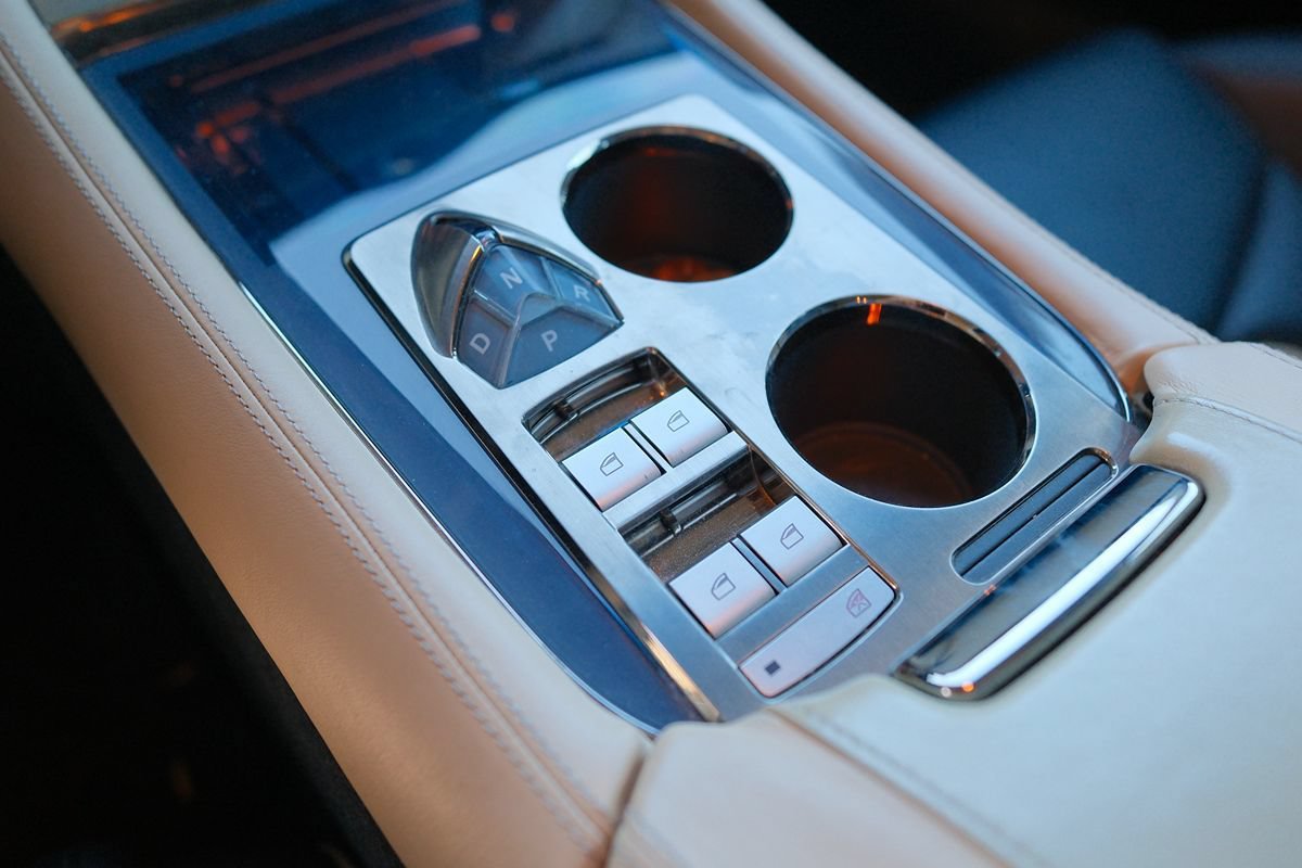 Used 2012 Fisker Karma EcoSport RWD image 21