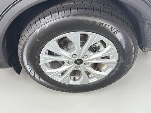 Used 2025 Ford Escape Active FWD image 11