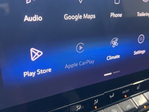 Used 2023 Chevrolet Colorado LT w/ LT Convenience Package III image 39