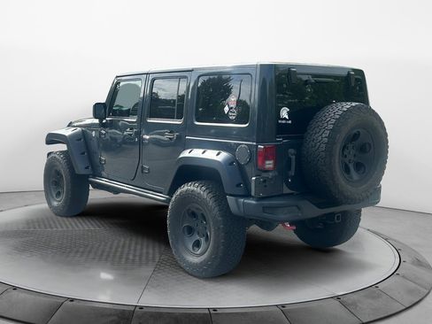 Used 2017 Jeep Wrangler Unlimited Rubicon AWD/4WD image 5