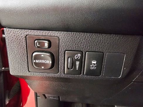 Used 2015 Toyota RAV4 XLE image 14