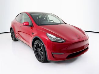 Used 2022 Tesla Model Y Long Range video 1