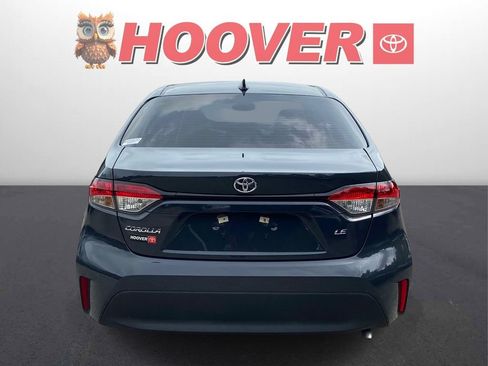 Used 2025 Toyota Corolla LE FWD image 3