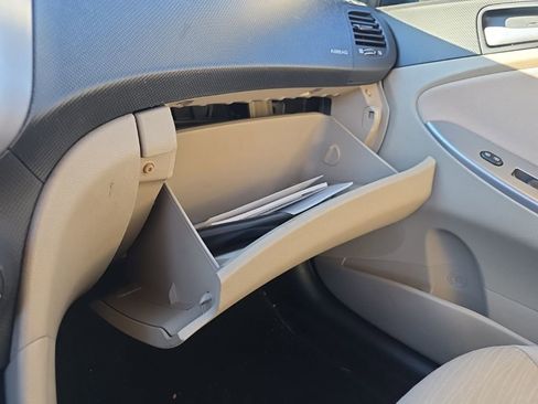 Used 2016 Hyundai Accent SE w/ Option Group 02 image 29