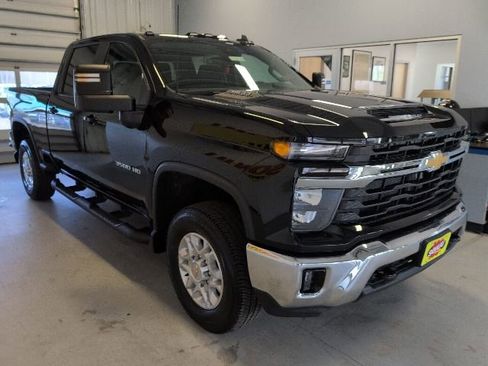 New 2026 Chevrolet Silverado 3500 LT AWD/4WD image 5