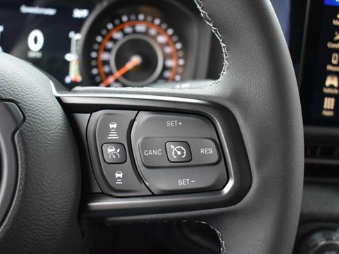 New 2026 Jeep Gladiator Sport image 16