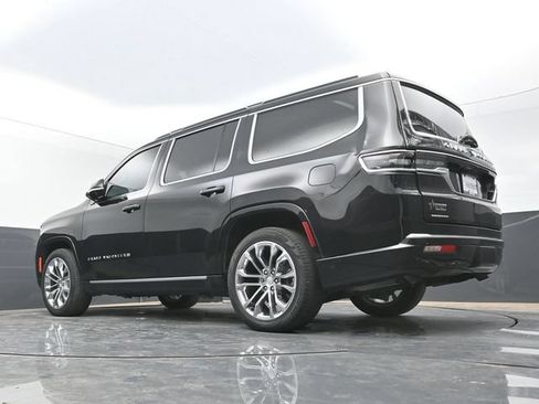 Used 2023 Jeep Grand Wagoneer Series II AWD/4WD image 37