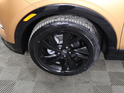 Used 2024 Buick Encore GX Sport Touring image 14