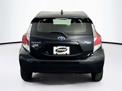 Used 2015 Toyota Prius C One FWD image 10