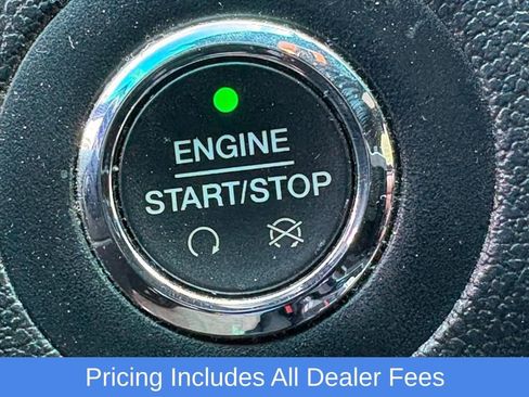 Used 2017 Ford Explorer XLT w/ Equipment Group 201A AWD/4WD image 12