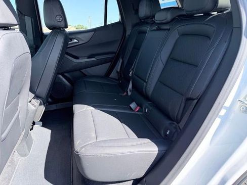 Used 2026 Chevrolet Equinox LT w/ Convenience Package II FWD image 10