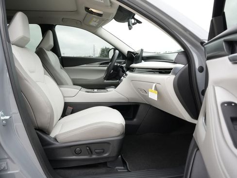 New 2027 INFINITI QX60 Luxe w/ Cargo Package FWD image 23