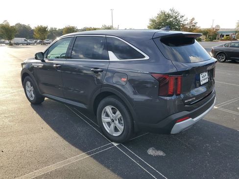 New 2026 Kia Sorento LX image 3