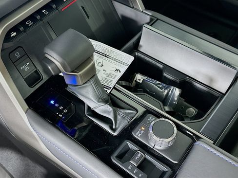 New 2026 Toyota Tundra Platinum AWD/4WD image 17