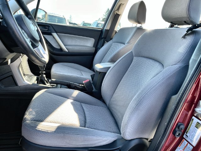 Used 2018 Subaru Forester 2.5i AWD/4WD image 21
