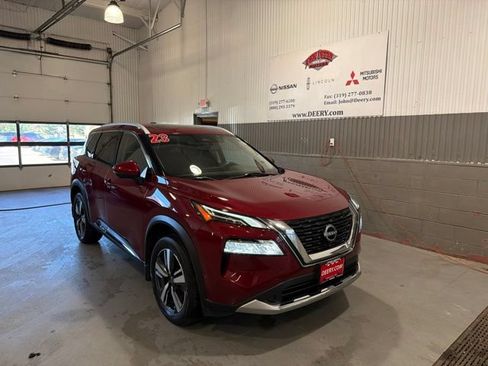 Certified 2023 Nissan Rogue Platinum AWD/4WD image 1