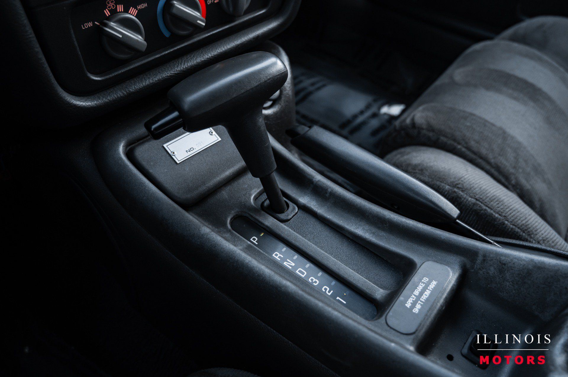 Used 1993 Pontiac Firebird Formula RWD image 25