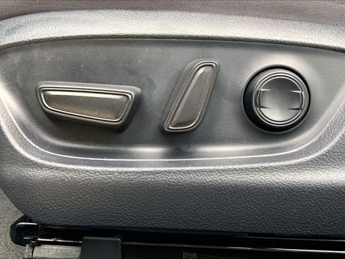 Used 2024 Toyota Camry LE FWD image 34