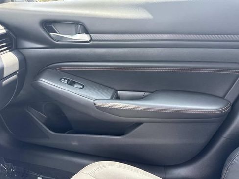 Used 2021 Nissan Altima 2.5 SR FWD image 22
