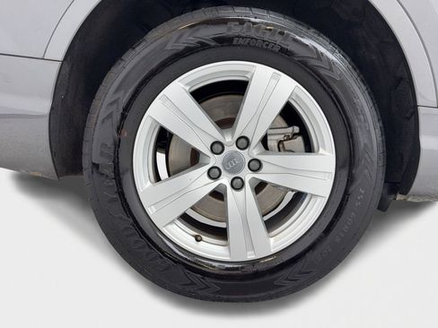 Used 2019 Audi Q7 2.0T Premium Plus w/ Premium Plus Package image 55