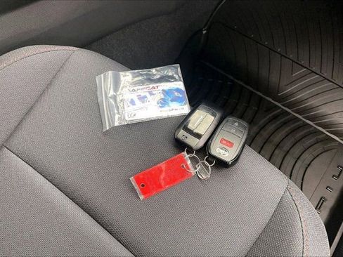 Used 2026 Toyota Prius Plug-In Hybrid FWD image 11