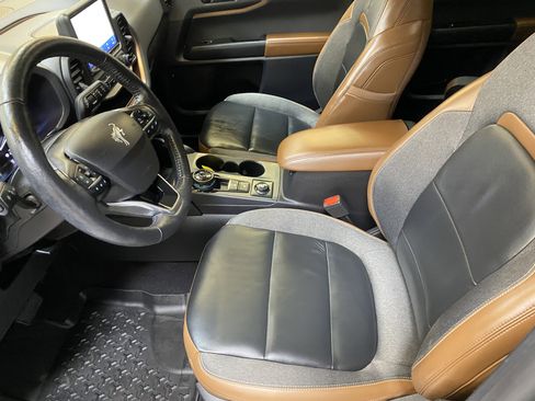 Used 2023 Ford Bronco Sport Outer Banks w/ Tech Package image 20