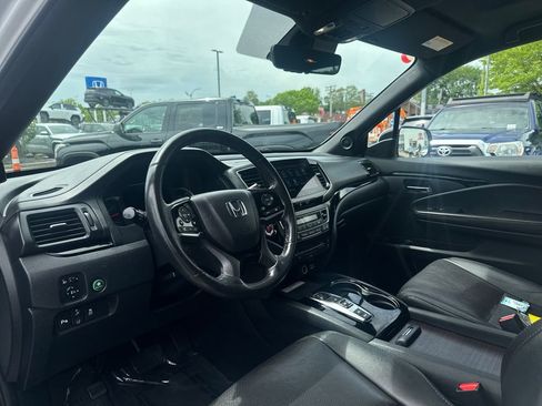 Used 2022 Honda Pilot Black Edition image 15