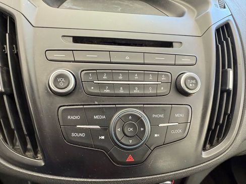 Used 2017 Ford Escape S image 19