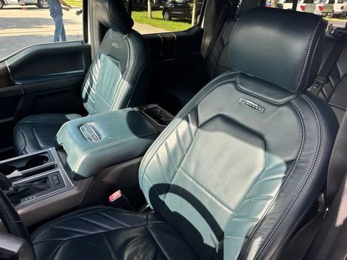 Used 2018 Ford F150 Limited w/ Trailer Tow Package RWD image 10